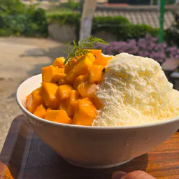 카페백촌 중앙시장점 — 가게 풍경 1